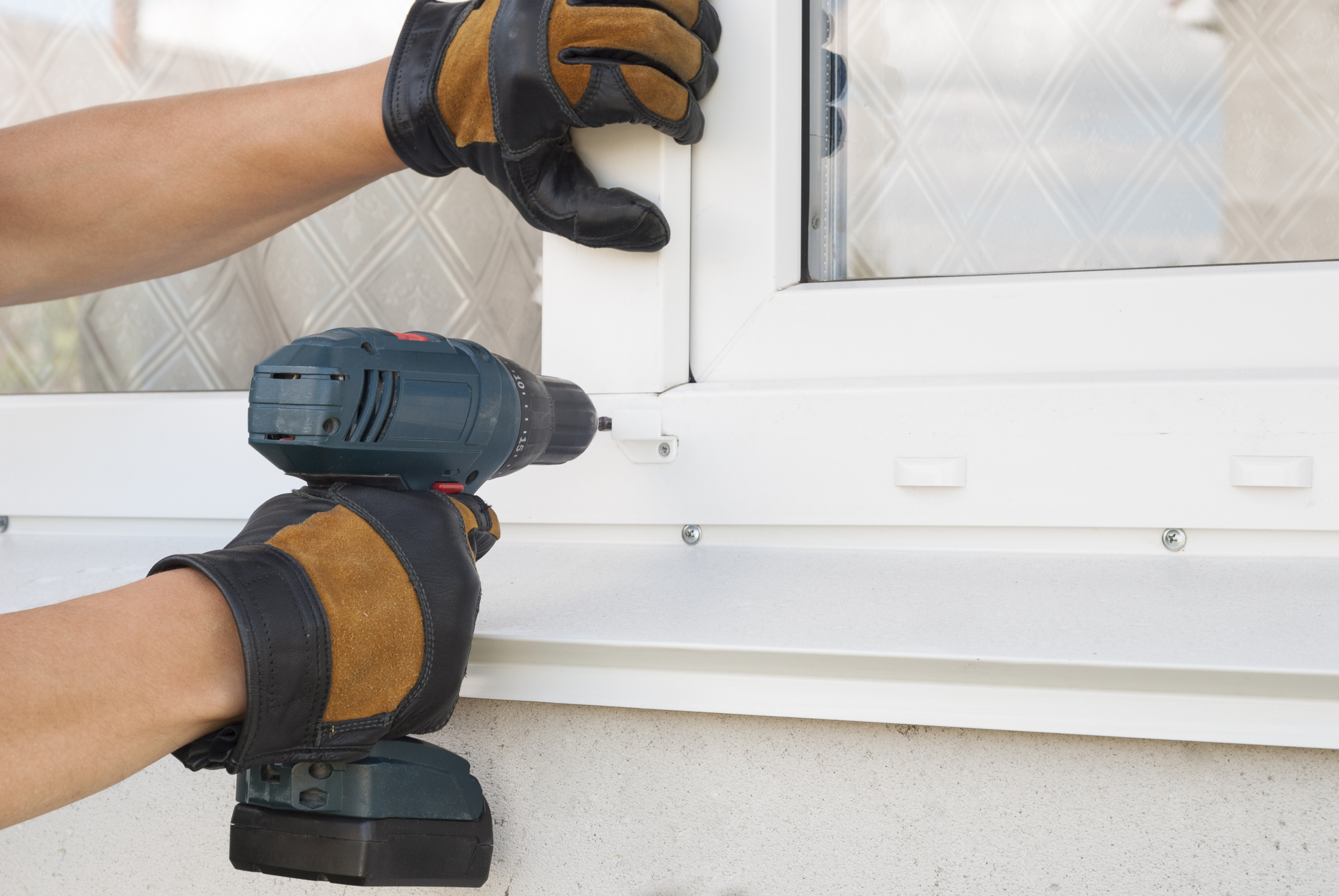 At Washington Window, we specialize in fast, reliable window repair services. Whether it’s a small crack or a complete replacement, our team will restore your windows to their original condition. Contact us today for a free estimate!