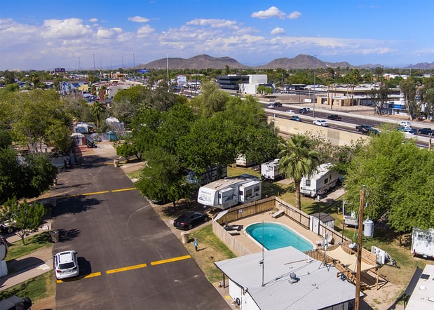 Images Covered Wagon RV Park