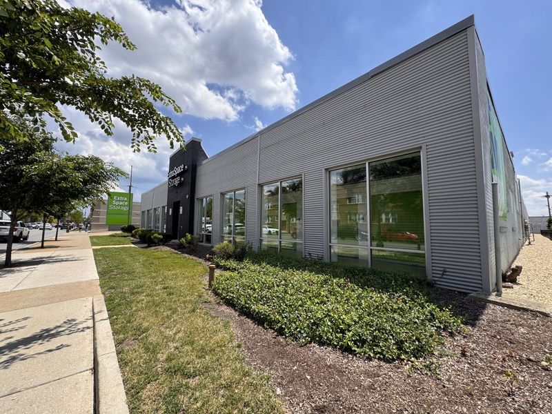 Images Extra Space Storage