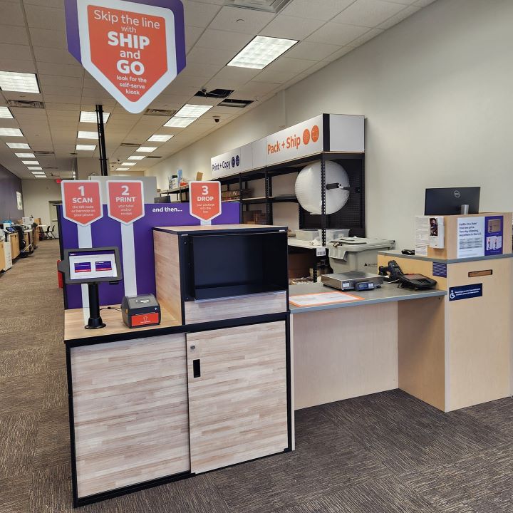 FedEx Office Print & Ship Center Image