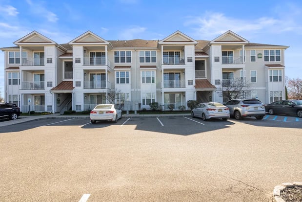 Images Pennsauken Golf Course Villas