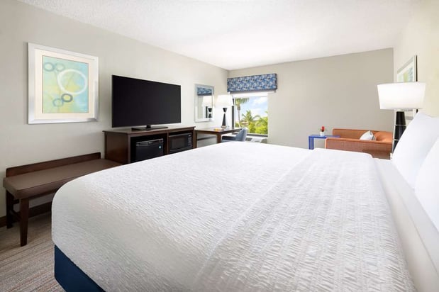 Images Hampton Inn Naples-Central