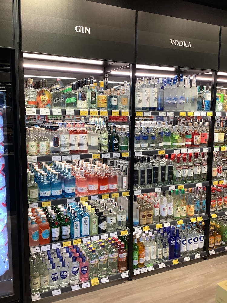 Images Liquorland Pallara