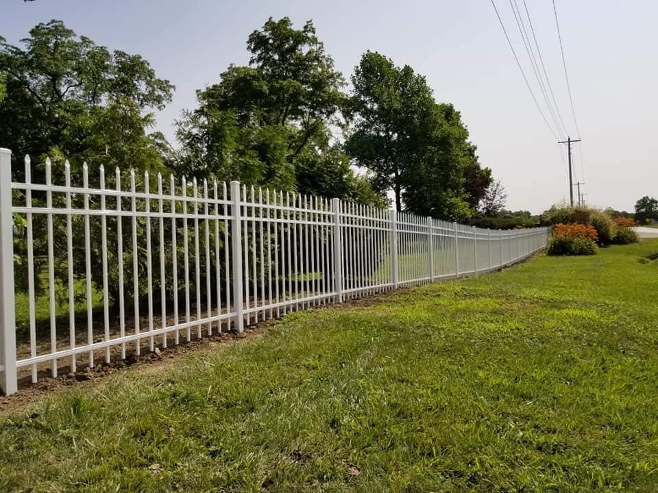 Bluff City Fence Company Photo