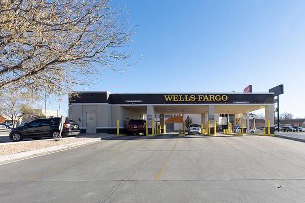 Images Wells Fargo Bank