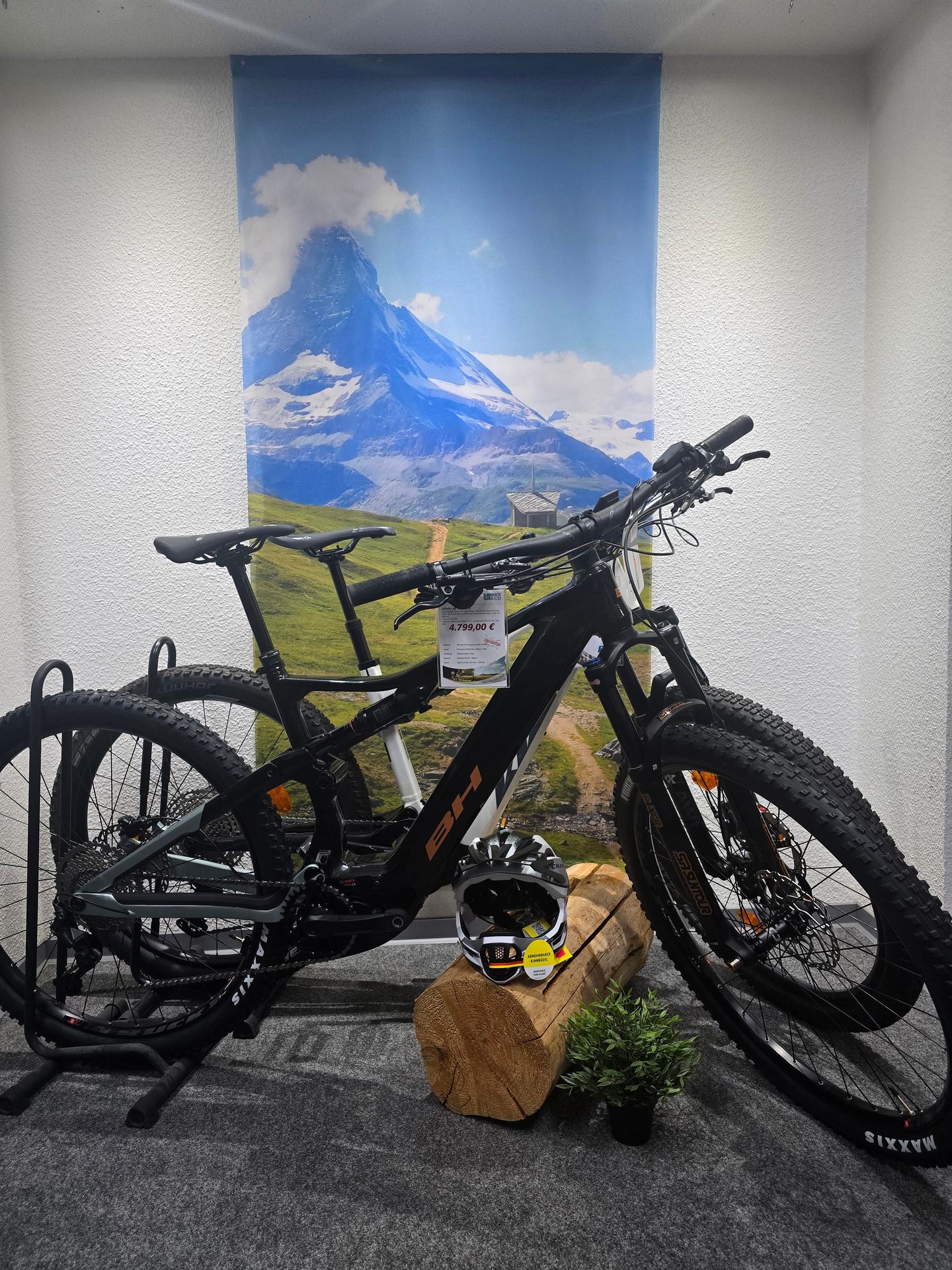 Zweirad Schellhase, Hauptstr. 194 in Schwalbach