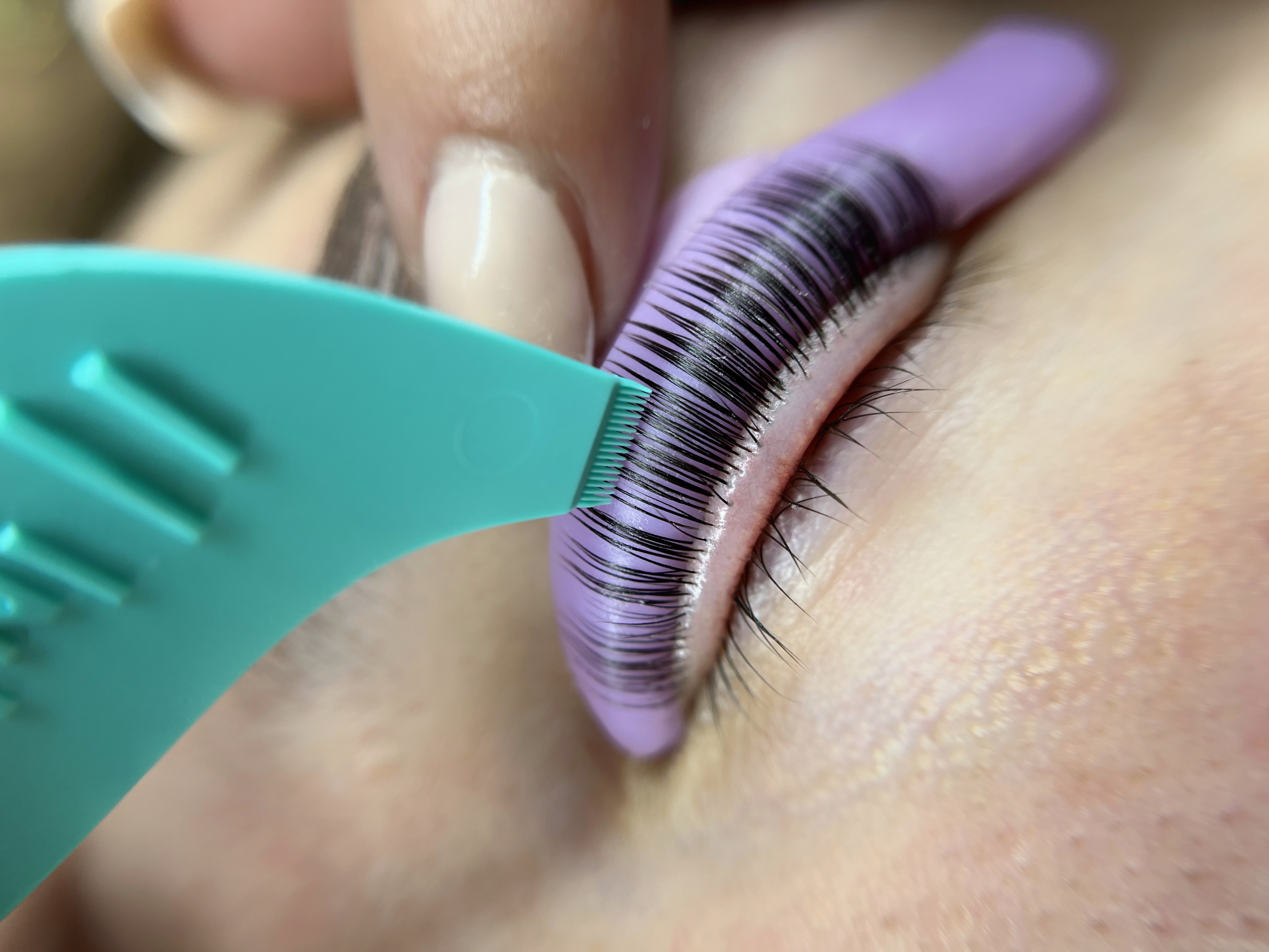 Images Lashista - Formation cils - Pose de cils - Produits de cils Longueuil