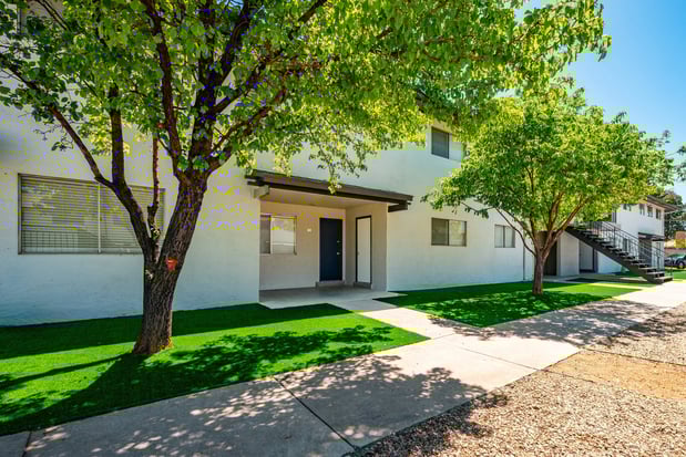 Images Chelsea Village Apartments