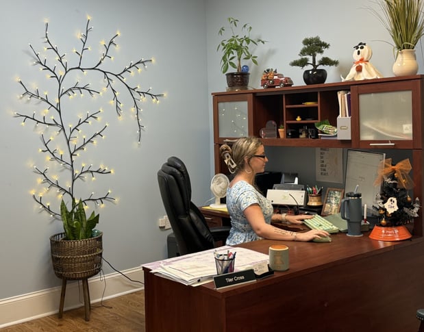 Images Laurie Griner: Allstate Insurance