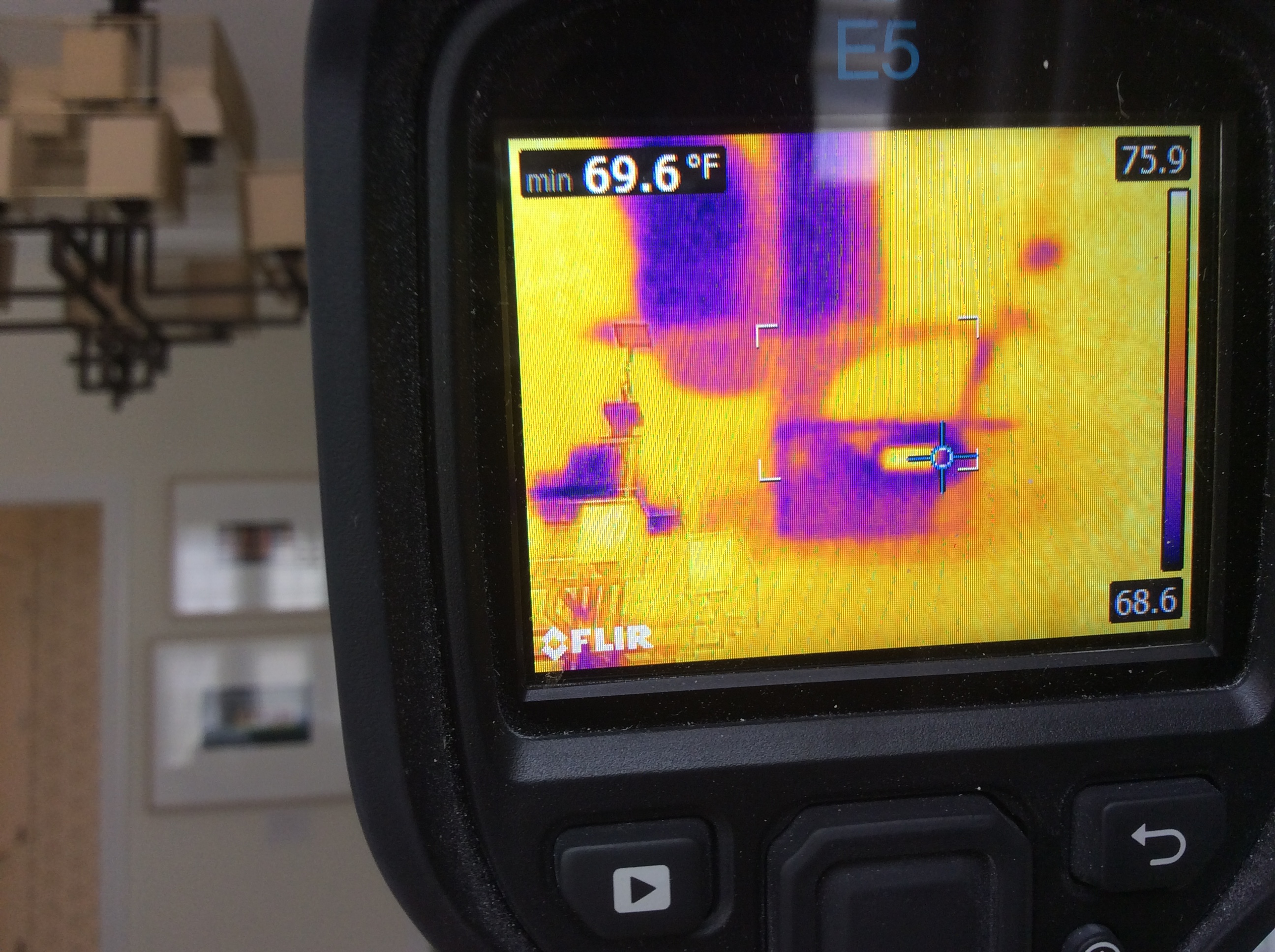 SERVPRO of Cutler Bay used this thermal imager to see the water damage present in the ceiling of this home in Boca Raton.