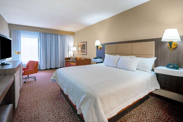 Images Hampton Inn Frostburg