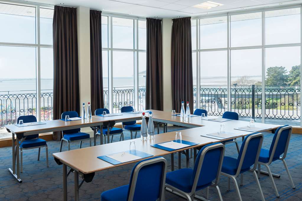Meeting Room U-Style Park Inn by Radisson Palace, Southend-on-Sea Southend-on-sea 01702 455100
