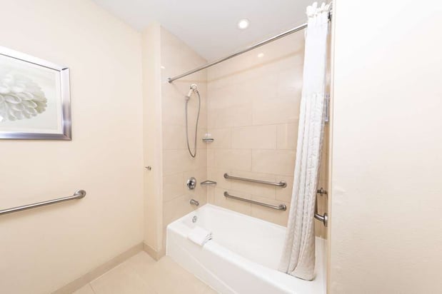 Images Best Western Inn & Suites San Diego – Zoo/SeaWorld Area