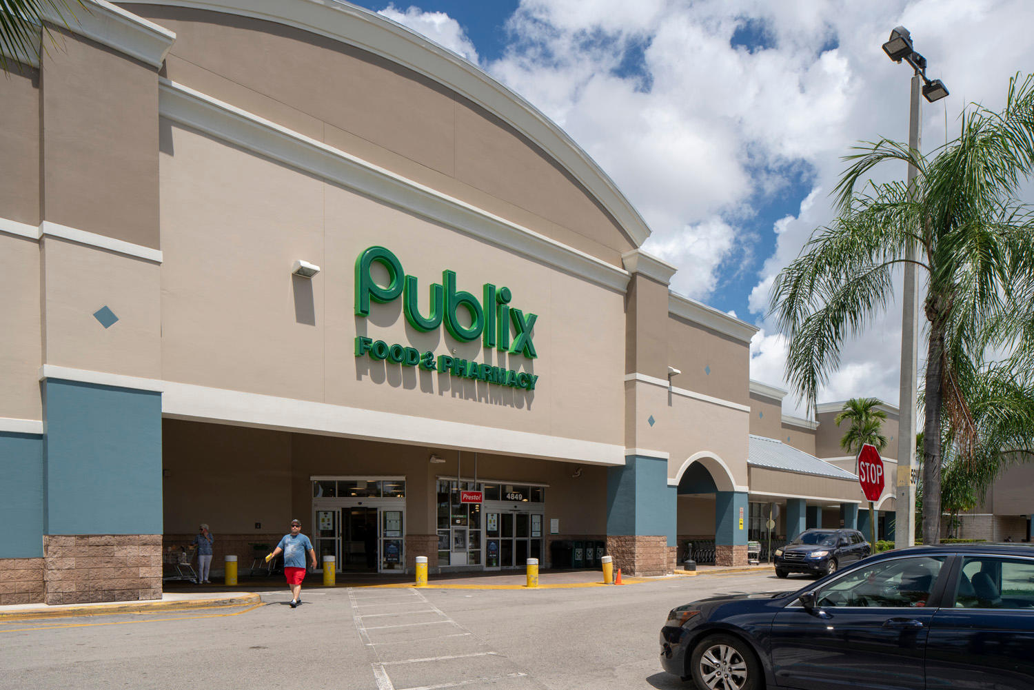 Publix at Coconut Creek Plaza Shopping Center