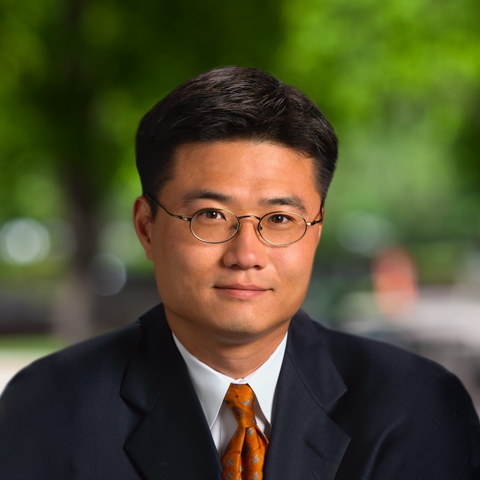 Dr Daniel Shin