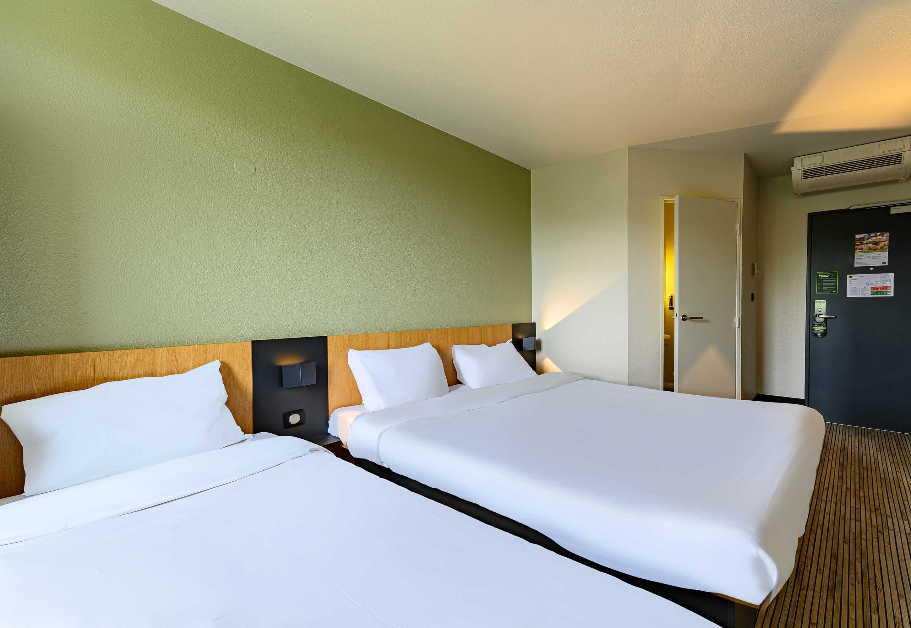 Images B&B HOTEL Marne-la-Vallée Bussy-Saint-Georges