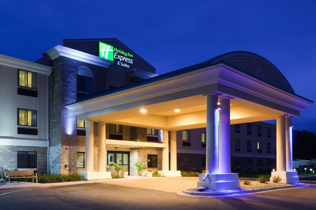 Images Holiday Inn Express & Suites Madison-Verona by IHG