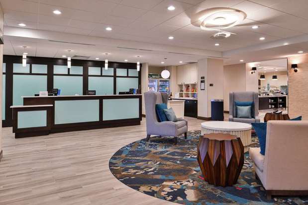 Images Homewood Suites by Hilton Des Moines Airport