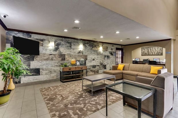 Images Best Western Plus University Inn & Suites