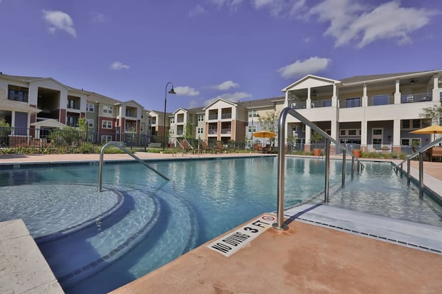 Images Pacana Park 55+ Apartments