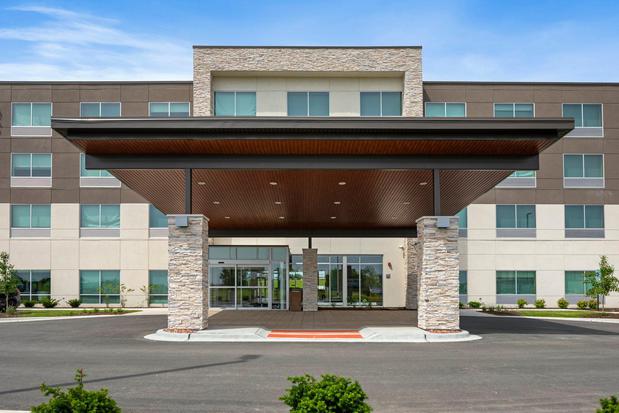 Images Holiday Inn Express & Suites Bourbonnais East - Bradley by IHG