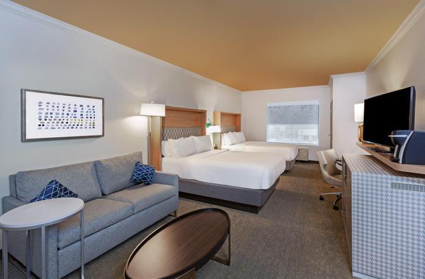 Images Holiday Inn & Suites McKinney - N Allen by IHG