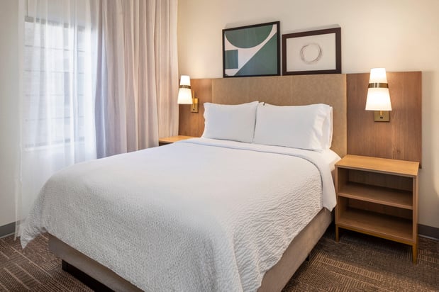 Images Staybridge Suites Minneapolis-Bloomington by IHG