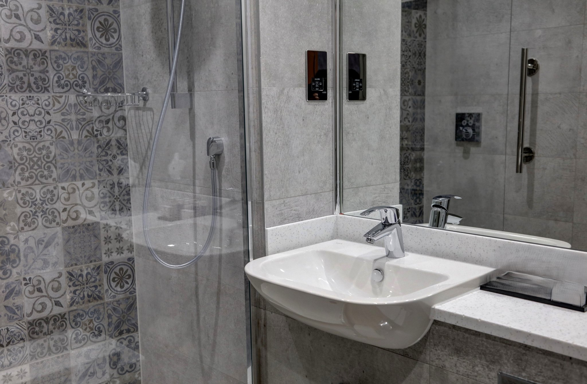Images Garner Hotel Nottingham City Centre by IHG