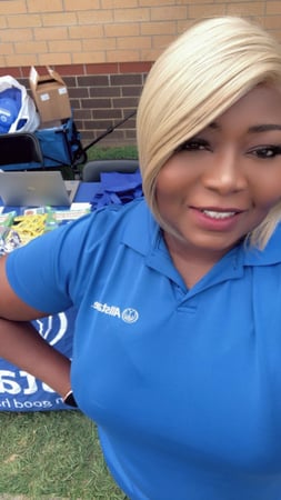 Images Chantell Summers: Allstate Insurance