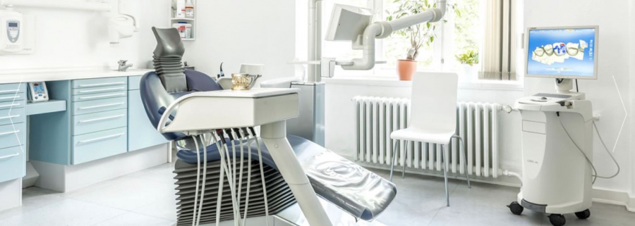 Mandana Dastan Nariman, Winterhuder Marktplatz 6-7 a in Hamburg