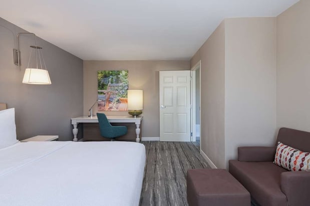 Images Hilton Garden Inn St. Charles