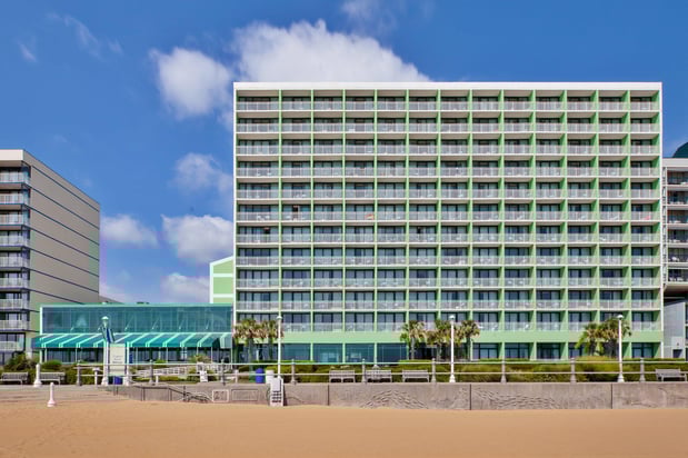 Images Holiday Inn VA Beach-Oceanside (21st St) by IHG