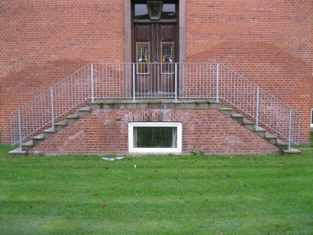 Images Brdr. Sommer A/S -  Smede- og Maskinværksted