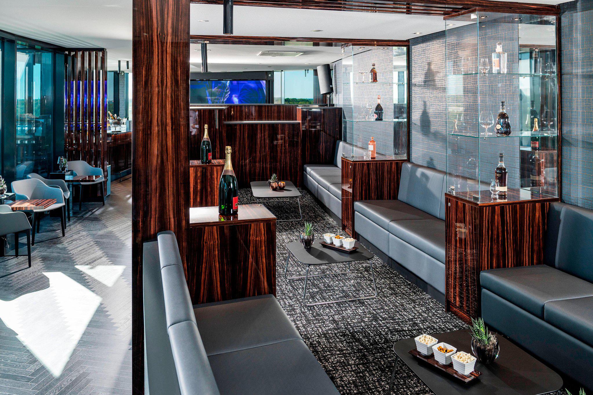 Hotel Nordport Plaza, Hamburg-Airport, a Tribute Portfolio Hotel - Closed, Südportal 2 in Norderstedt