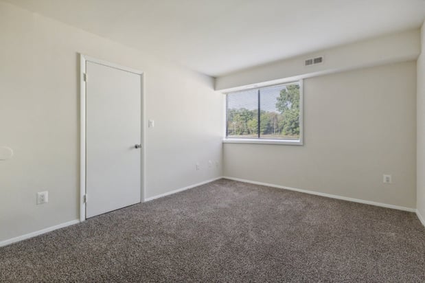 Images Briarwood Apartments