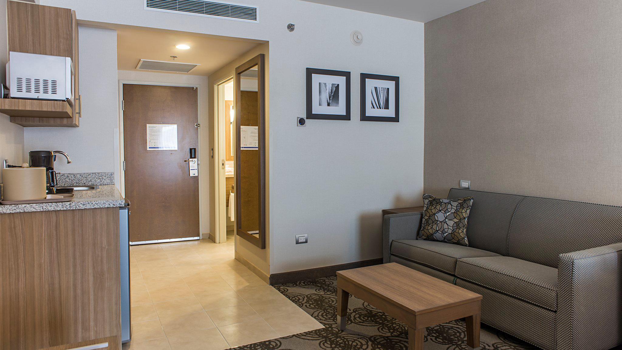 Images Holiday Inn Express & Suites Chihuahua Juventud, an IHG Hotel