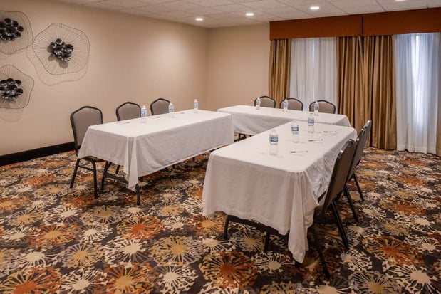 Images Hampton Inn Elkhart