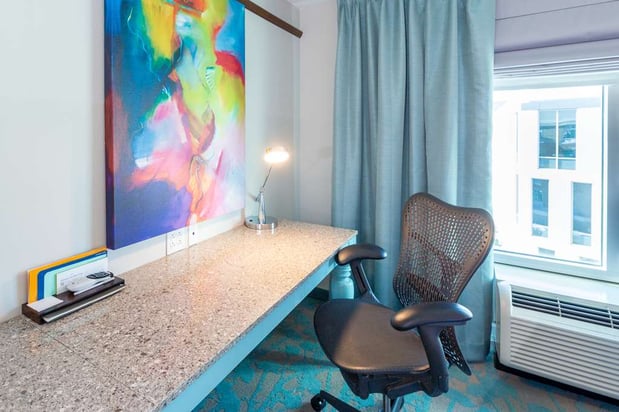 Images Hilton Garden Inn  Asheville Downtown