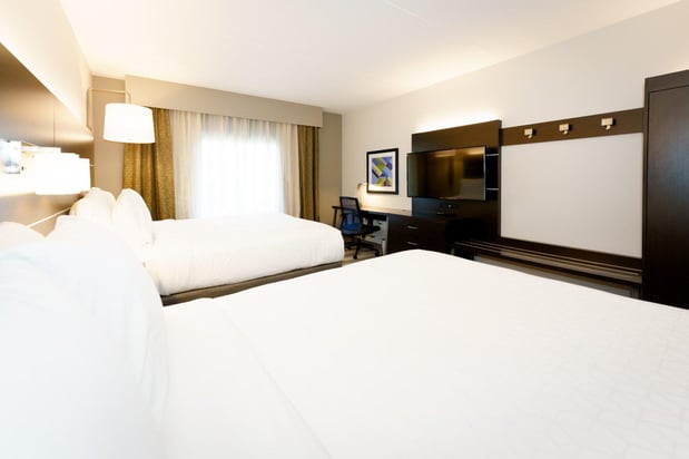 Images Holiday Inn Express & Suites Franklin - Berry Farms by IHG