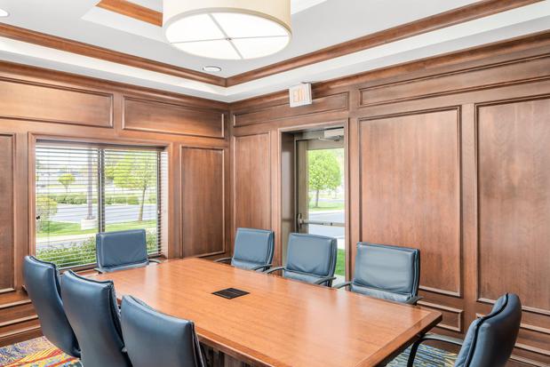 Images Holiday Inn Express & Suites Wilmington-Newark by IHG