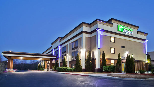 Images Holiday Inn Express Peachtree Corners-Norcross by IHG