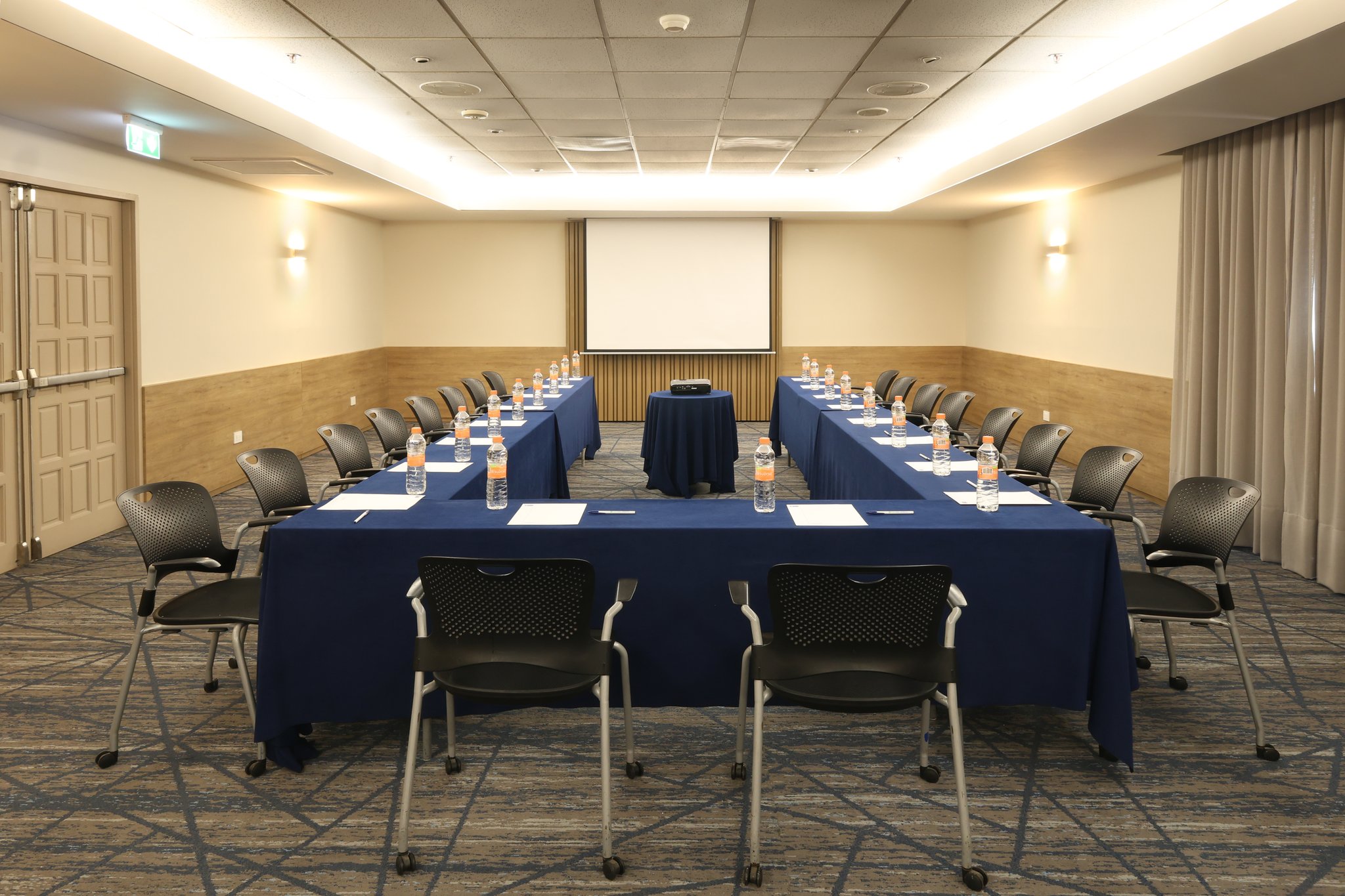 Images Holiday Inn Express Monterrey Galerias-Sn Jeronimo by IHG