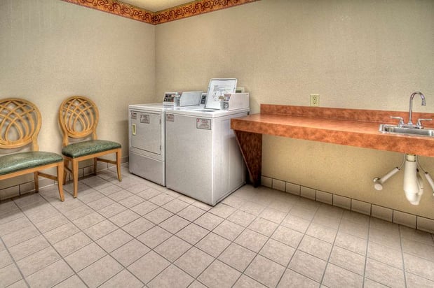 Images Hampton Inn & Suites Kalamazoo-Oshtemo