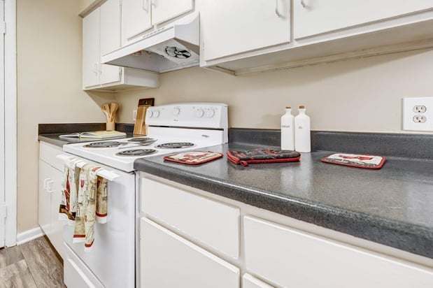 Images Forestbrook Apartments & Townhomes