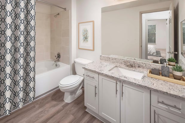 Images Camden Lakeway Apartments