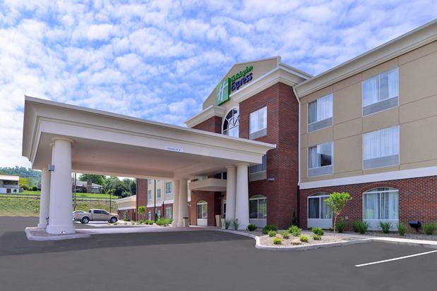 Images Holiday Inn Express & Suites New Martinsville, an IHG Hotel