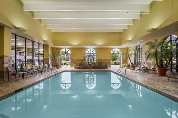 Images Embassy Suites by Hilton Greenville Golf Resort & Conference Center