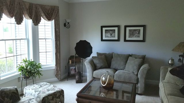 Gallery thumbnail
