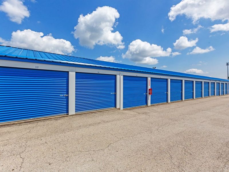 Exterior Units - Storage Express at 330 S Garoffolo Blvd, Lebanon, IN 46052