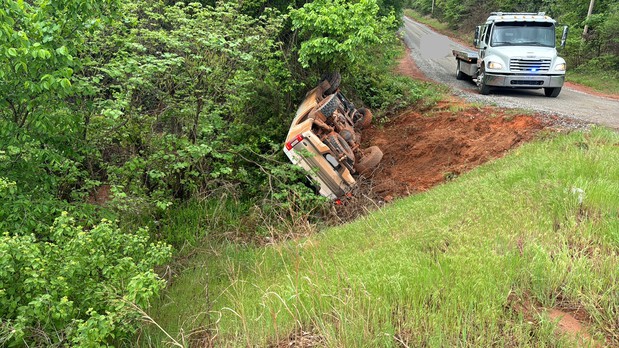 Images Eagle Towing & Recovery